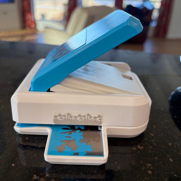 Wildflowers Punch - gently used Creative Memories NLA - Picture 3 of 5